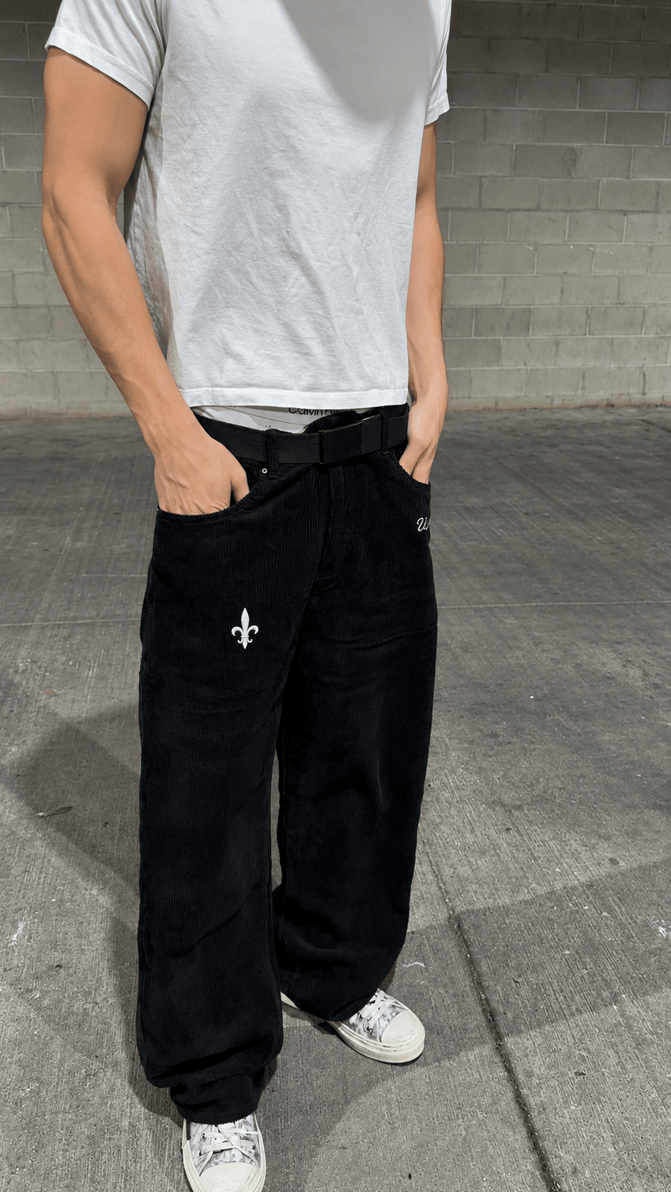 Corduroy Star Pants - Vanqore